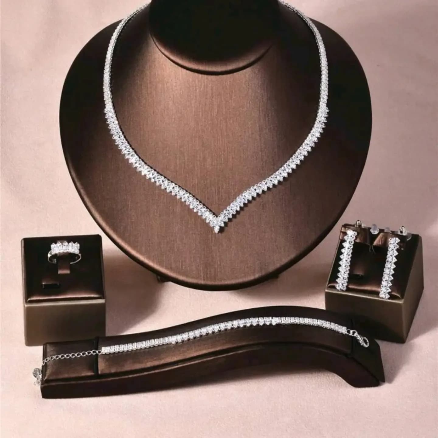 Liora Store